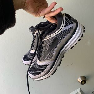 Brooks Revel running shoes